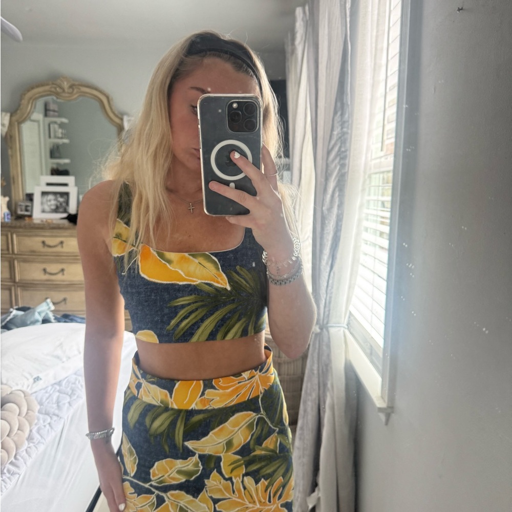 HoneyBum Tropical two piece set